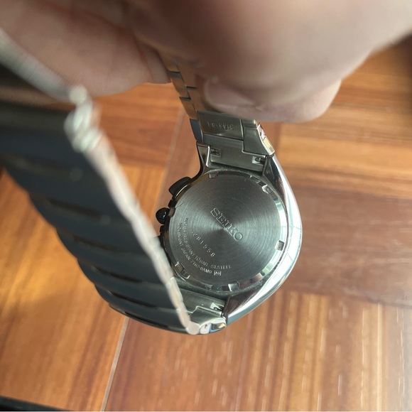 Seiko  Giugiardo Asymmetrical 7T62-0AM0 Chronograph - Picture 6 of 8